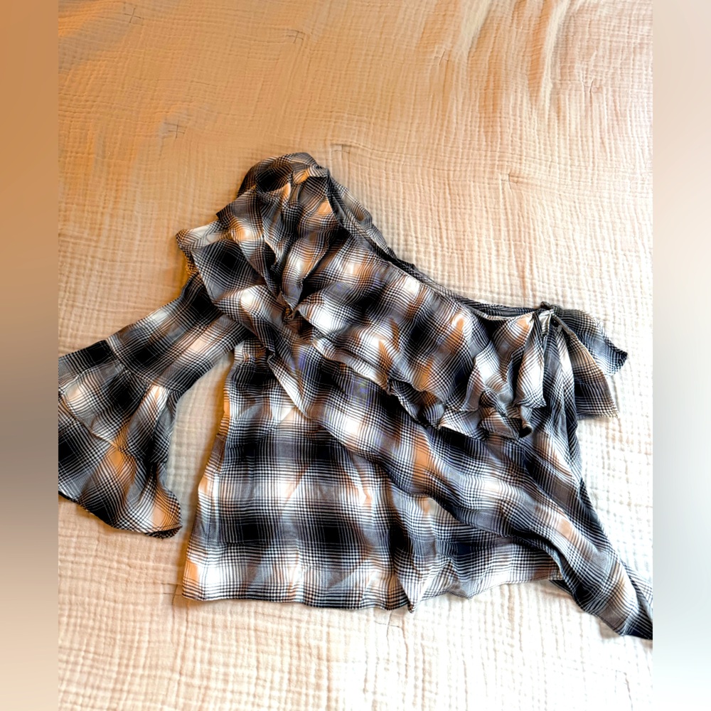New Alice & Olivia One Asymmetrical Top